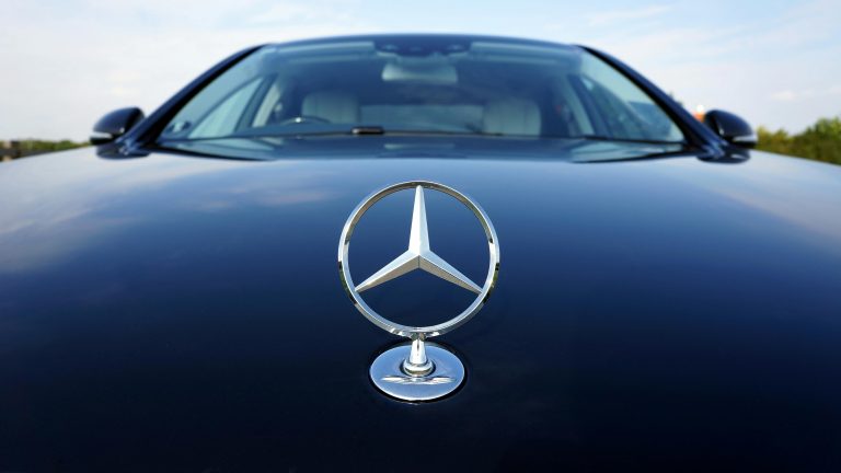 Black Mercedes-benz Car